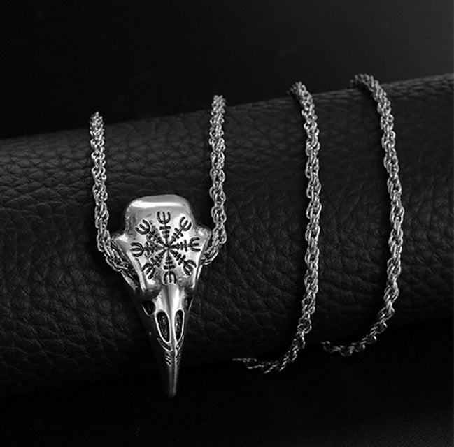 Hugins Skull necklace 1574