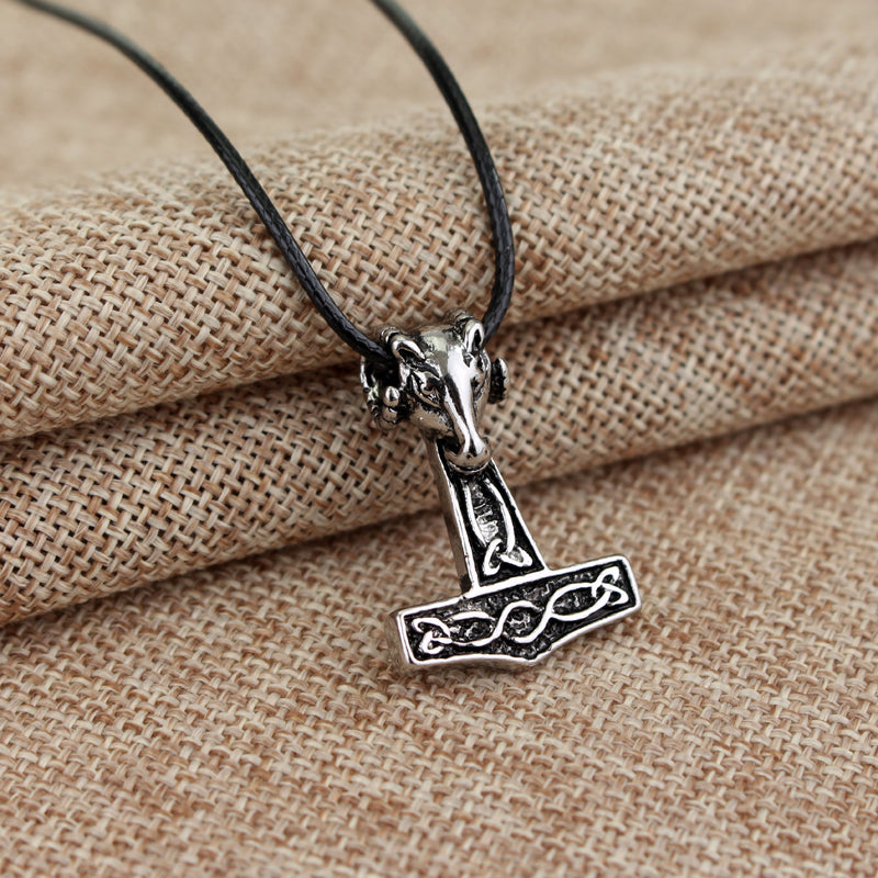 Læderhalskæde med Mjölner 140