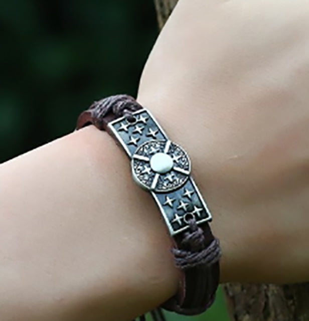 Handmade leather bracelet shield 1012