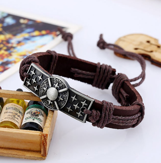 Handmade leather bracelet shield 1012