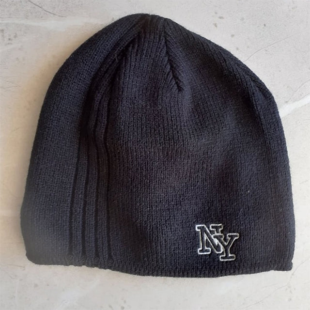 Svart kort Beanie 1404