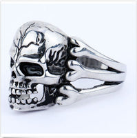 Skull Ring 389