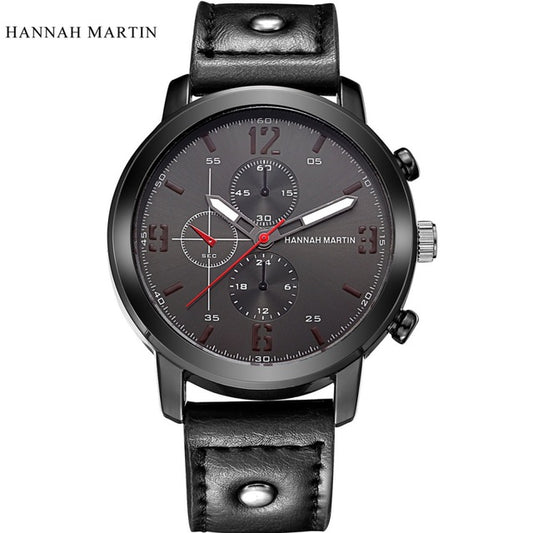 Hannah Martin sports quartz black 734